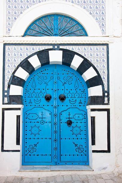 Nour Douz